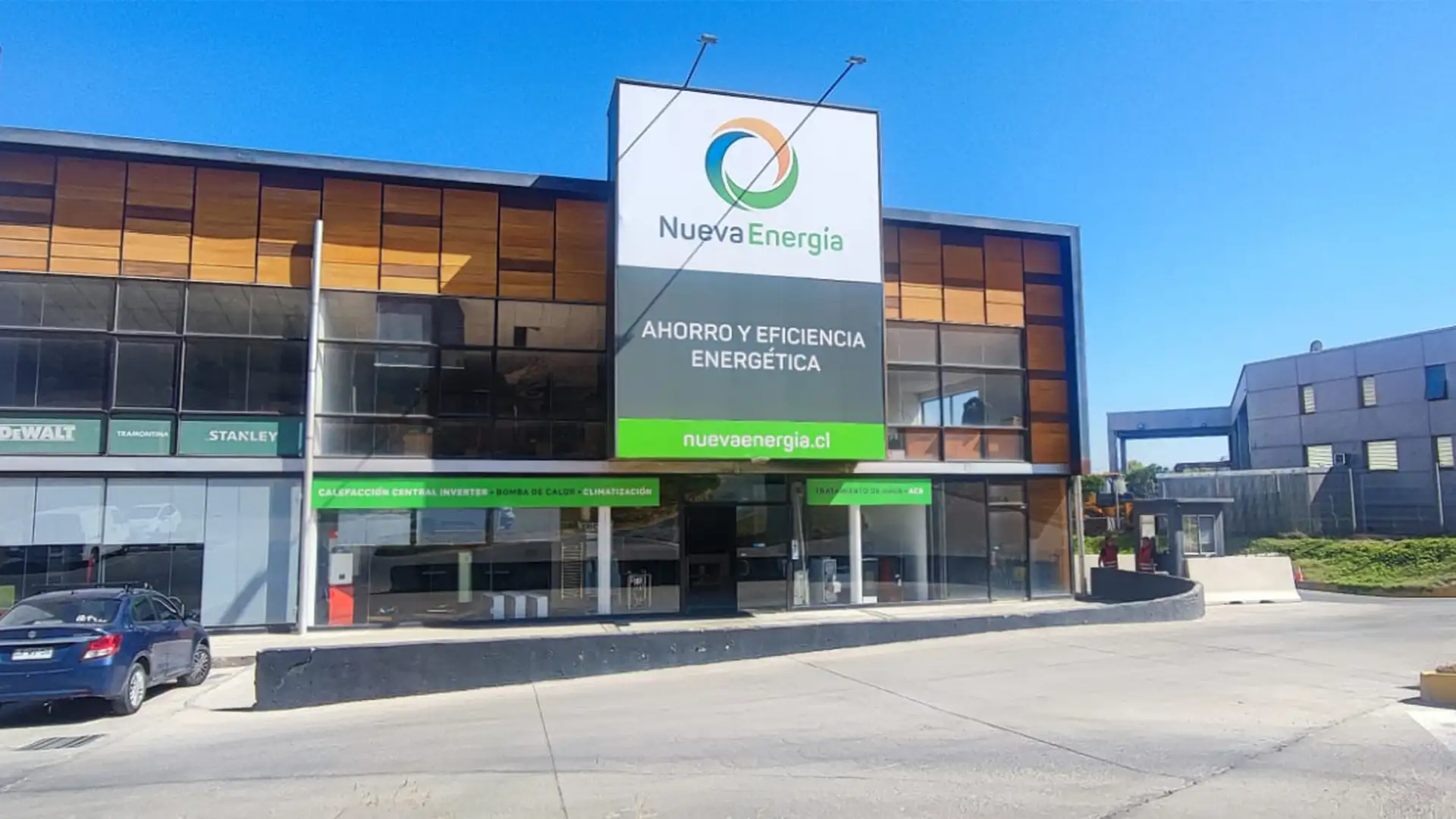Local de Nueva Energía en Colina: ahorro y eficiencia energética